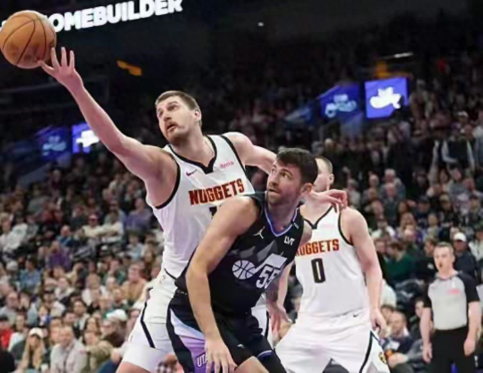 glow-kaiyun.com-胜之不武？末节罚球21-3！掘金3分险胜爵士|犹他爵士队|丹佛掘金队|NBA常规赛|nba|比赛_新浪新闻