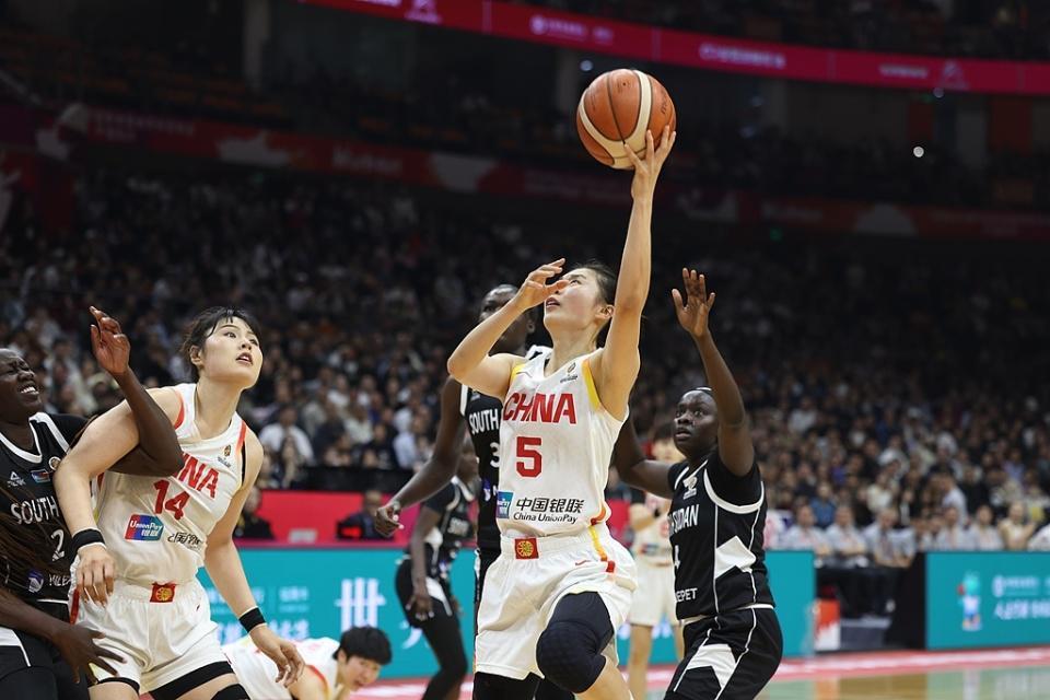 开云网站-家有一老如有一宝！老将王思雨轰17分5板6助，赛后三字点爆发真因