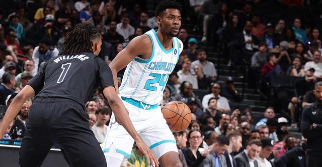 开云app下载-米勒25分布里奇斯19+5 黄蜂客场大胜篮网