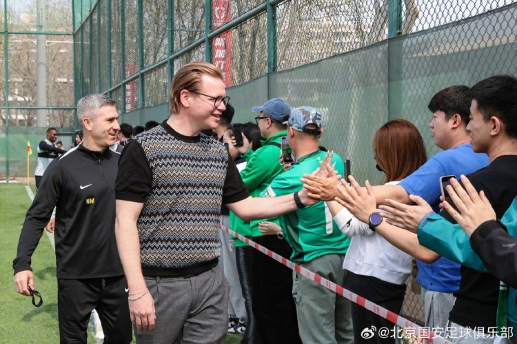 球迷+媒体开放日，感谢有你！💚💚💚